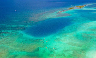 mangel halto reef cuts snorkeling channel aruba