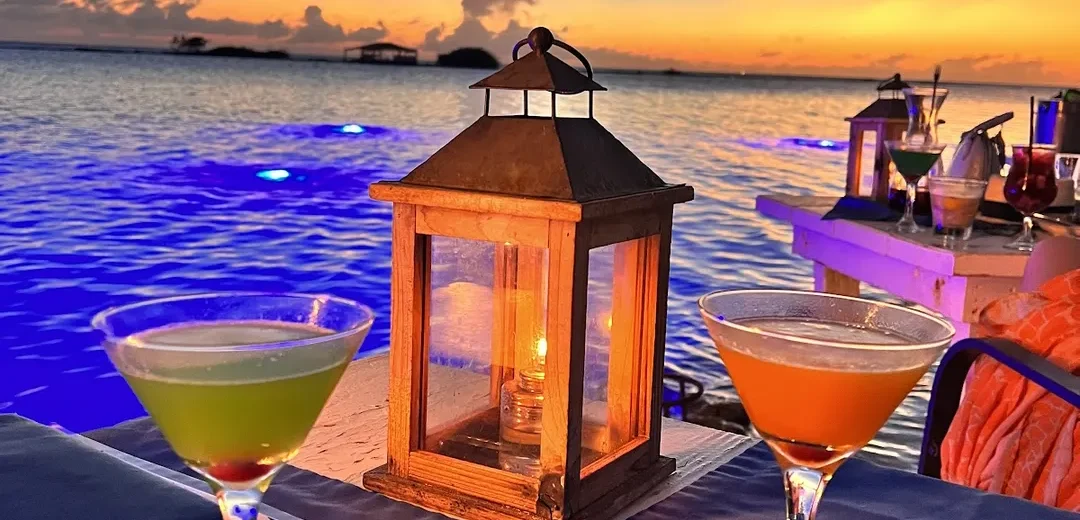 flying fishbone aruba dinner feet in water