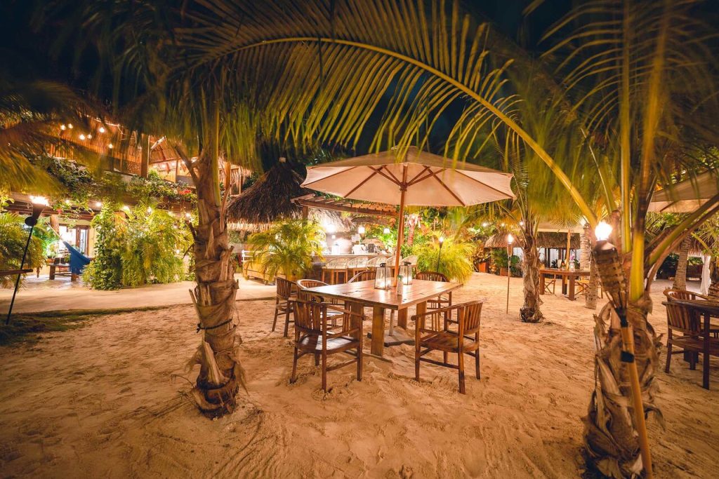 savaneta old town street seaside aruba