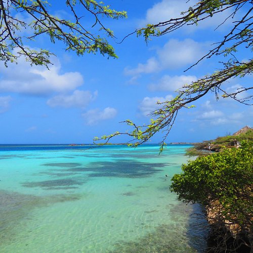 aruba local spots quiet beach savaneta coast
